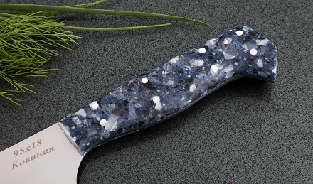 Кухонный нож Шеф №3 сталь 95Х18, рукоять синий акрил Кухонный нож Шеф №3 сталь 95Х18, рукоять синий акрил