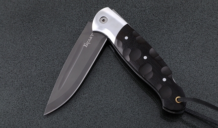 Складной нож Ворон, сталь булат, рукоять накладки черный граб резная с дюралью
