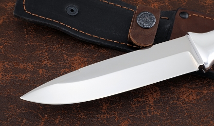 Нож Лидер цельнометаллический, сталь 95х18, рукоять микарта зеленая Нож Лидер цельнометаллический, сталь 95х18, рукоять микарта зеленая