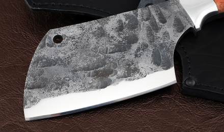 Тяпка №8 сталь 95Х18 (следы ковки) цельнометаллическая, рукоять падук Тяпка №8 сталь 95Х18 (следы ковки) цельнометаллическая, рукоять падук