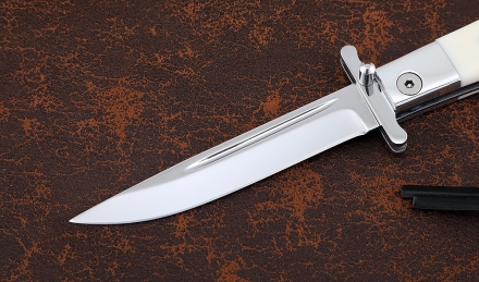 Нож Финка НКВД складная сталь булат полированный со штифтом акрил белый+черный с красной звездой Нож Финка НКВД складная сталь булат полированный со штифтом акрил белый+черный с красной звездой