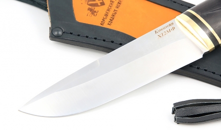 Нож Кабан сталь Х12МФ(сатин), рукоять черный граб резная, латунь Нож Кабан сталь Х12МФ(сатин), рукоять черный граб резная, латунь