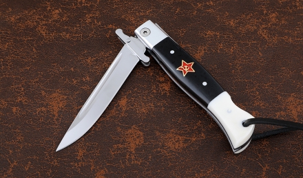 Нож Финка НКВД складная сталь булат полированный накладки акрил черный+белый с красной звездой Нож Финка НКВД складная сталь булат полированный накладки акрил черный+белый с красной звездой
