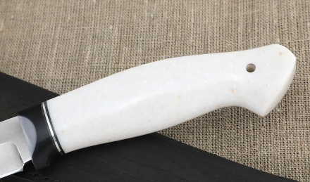 Нож Охотник сталь кованая У8А рукоять акрил белый Нож Охотник сталь кованая У8А рукоять акрил белый
