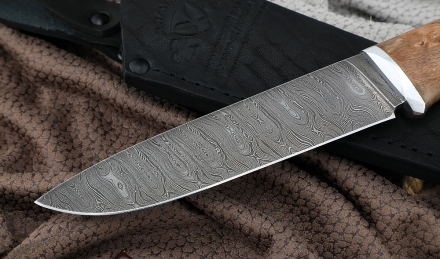 Нож Пантера сталь дамаск, рукоять карельская береза коричневая Нож Пантера сталь дамаск, рукоять карельская береза коричневая