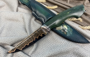 Нож Лютик дамаск ламинированный с долом, рукоять стабилизированная карельская береза зеленая мокуме-гане