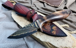 Нож Барсук дамаск ламинированный, рукоять комель тополя стабилизированный коричневый, мокуме-гане