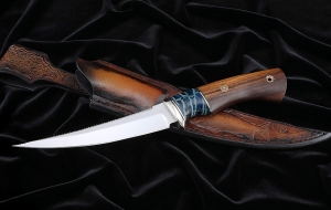 Авторский нож «Щука» S390 рукоять зуб мамонта и железное дерево