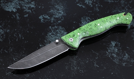 Складной нож Стрелок, сталь дамаск, рукоять накладки акрил зеленый Складной нож Стрелок, сталь дамаск, рукоять накладки акрил зеленый