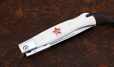 Нож Финка НКВД складная сталь булат полированный накладки акрил белый с красной звездой Нож Финка НКВД складная сталь булат полированный накладки акрил белый с красной звездой