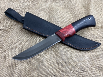Нож Охотник булат, рукоять стабилизированная карельская береза красная - черный граб (распродажа)
