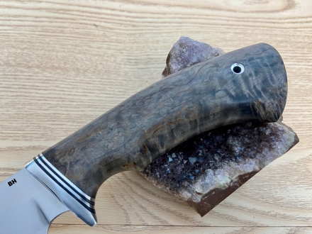 Нож Русак сталь ВН, рукоять карельская береза стабилизированная коричневая Нож Русак сталь ВН, рукоять карельская береза стабилизированная коричневая