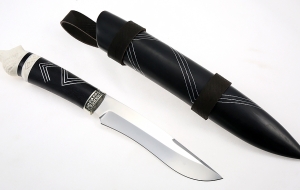 Нож Волк сталь ELMAX, рукоять резная, рог лося, черный граб, ножны резные черный граб 1 Нож Волк сталь ELMAX, рукоять резная, рог лося, черный граб, ножны резные черный граб 1