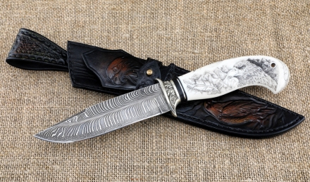 Премиум нож Лидер сталь дамаск торцевой рукоять рог лося с мельхиором, скримшоу (NEW) Премиум нож Лидер сталь дамаск торцевой рукоять рог лося с мельхиором, скримшоу (NEW)