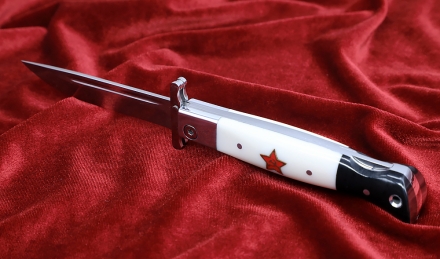 Нож Финка НКВД складная сталь S390 накладки акрил белый+черный с красной звездой Нож Финка НКВД складная сталь S390 накладки акрил белый+черный с красной звездой