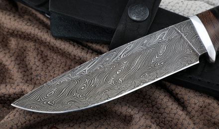 Нож Нептун сталь дамаск торцевой, рукоять наборная кожа Нож Нептун сталь дамаск торцевой, рукоять наборная кожа