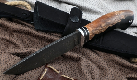 Нож Нептун сталь дамаск торцевой, рукоять карельская береза акрил черный Нож Нептун сталь дамаск торцевой, рукоять карельская береза акрил черный