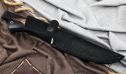 Нож Нептун сталь дамаск торцевой, рукоять карельская береза акрил черный Нож Нептун сталь дамаск торцевой, рукоять карельская береза акрил черный