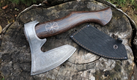 Топор-35 дамаск венге с инкрустацией (NEW) Топор-35 дамаск венге с инкрустацией (NEW)