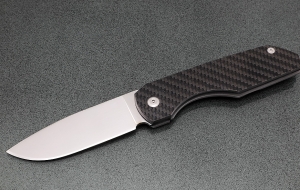 Нож складной Кайман сталь Elmax накладки карбон + AUS8 (подшипники, клипса) Нож складной Кайман сталь Elmax накладки карбон + AUS8 (подшипники, клипса)