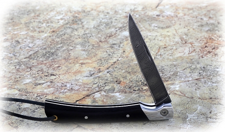 Складной нож Мексиканец из дамасской стали, рукоять накладки черный граб Складной нож Мексиканец из дамасской стали, рукоять накладки черный граб