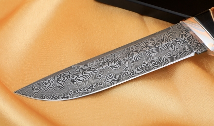 Премиум Нож Барракуда сталь дамаск нержавеющий рукоять черный граб кость мамонта мокуме-гане на подставке Премиум Нож Барракуда сталь дамаск нержавеющий рукоять черный граб кость мамонта мокуме-гане на подставке