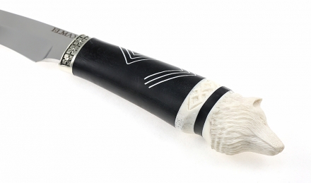 Коллекционный Нож Волк сталь ELMAX, рукоять резная, рог лося, черный граб, ножны резные черный граб Коллекционный Нож Волк сталь ELMAX, рукоять резная, рог лося, черный граб, ножны резные черный граб