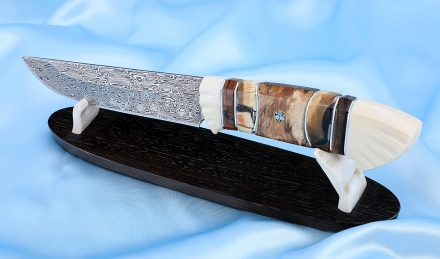 Премиум Нож Гриф сталь дамаск нержавеющий рукоять рог лося кость мамонта на подставке