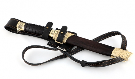 Нож казачий Пластун, сталь Elmax, рукоять и ножны черный граб с латунью Нож казачий Пластун, сталь Elmax, рукоять и ножны черный граб с латунью