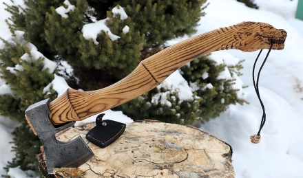 Топор-39 варка металлов углерод+ХВГ ясень резной Топор-39 варка металлов углерод+ХВГ ясень резной