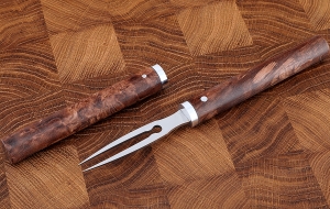 Вилка для снятия мяса 95Х18 карельская береза в ножнах Вилка для снятия мяса 95Х18 карельская береза в ножнах