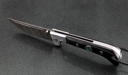 Нож складной Пчак сталь дамаск накладки черный акрил с мусульманским значком