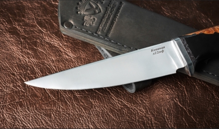 Нож Стрела сталь кованая х12мф рукоять гибрид акрил черный и карельская береза янтарь Нож Стрела сталь кованая х12мф рукоять гибрид акрил черный и карельская береза янтарь