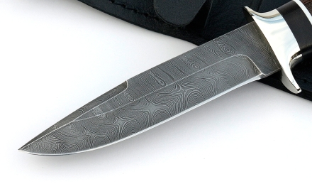 Нож Лидер сталь дамаск, рукоять венге-черный граб Нож Лидер сталь дамаск, рукоять венге-черный граб