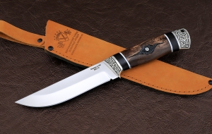 Нож из стали S390 «Гриф» рукоять черный граб карельская береза коричневая резная с пином, мельхиор