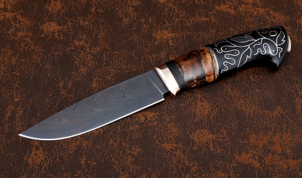 Эксклюзивный Нож Нептун сталь дамаск торцевой с воронением, рукоять мокуме-гане кость мамонта черный граб с инкрустацией на подставке