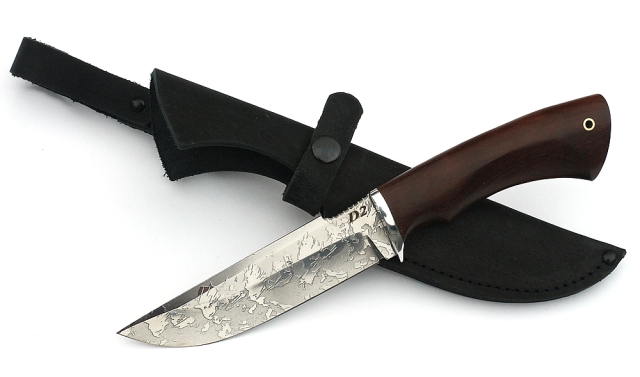 Нож Алтай сталь D 2, рукоять коричневый граб 