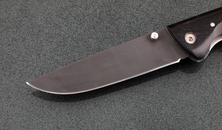 Нож складной Стрелок, сталь Х12МФ, рукоять накладки черный граб