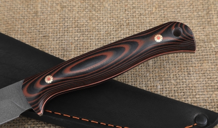 Нож "Охотник-2" цельнометаллический сталь х12мф, рукоять микарта красная 