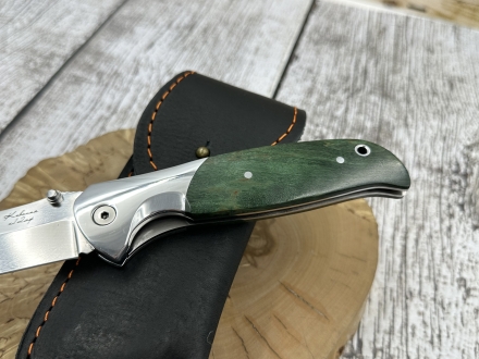 Нож складной Зубр сталь Х12МФ рукоять стабилизированная карельская береза зеленая дюраль