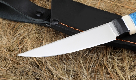 Нож Джур Elmax рукоять G10 черная, рог лося, карельская береза синяя Нож Джур Elmax рукоять G10 черная, рог лося, карельская береза синяя