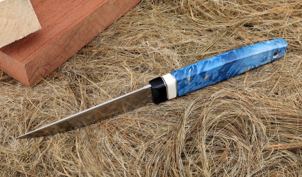 Нож Джур Elmax рукоять G10 черная, рог лося, карельская береза синяя Нож Джур Elmax рукоять G10 черная, рог лося, карельская береза синяя