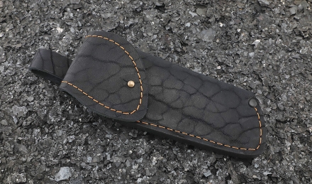 Нож Сапожок выкидной сталь Elmax накладки акрил белый Нож Сапожок выкидной сталь Elmax накладки акрил белый