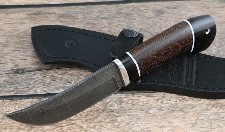 Нож Елец сталь дамаск, рукоять венге-черный граб