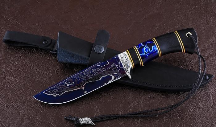 Нож Алтай дамаск ламинированный с воронением, рукоять черный граб акрил, мельхиор