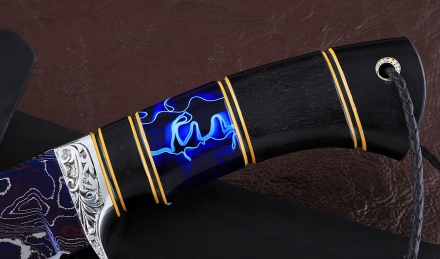 Нож Алтай дамаск ламинированный с воронением, рукоять черный граб акрил, мельхиор Нож Алтай дамаск ламинированный с воронением, рукоять черный граб акрил, мельхиор