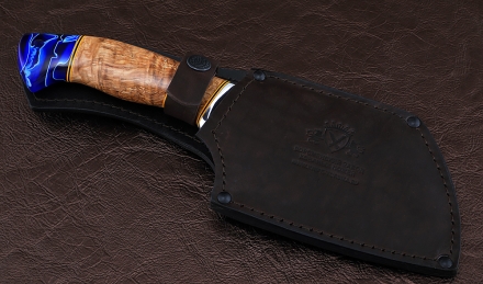 Тяпка №8 сталь Х12МФ, рукоять карельская береза акрил синий