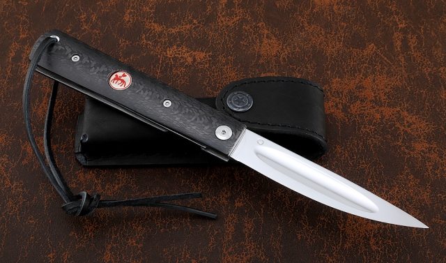 Нож складной Якут сталь Х12МФ накладки карбон со значком 