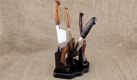 Премиум набор из четырёх ножей Шеф S390 рукоять железное дерево на подставке Премиум набор из четырёх ножей Шеф S390 рукоять железное дерево на подставке