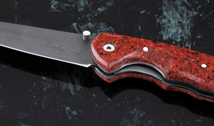 Складной нож Като, сталь Х12МФ, рукоять накладки акрил красный Складной нож Като, сталь Х12МФ, рукоять накладки акрил красный